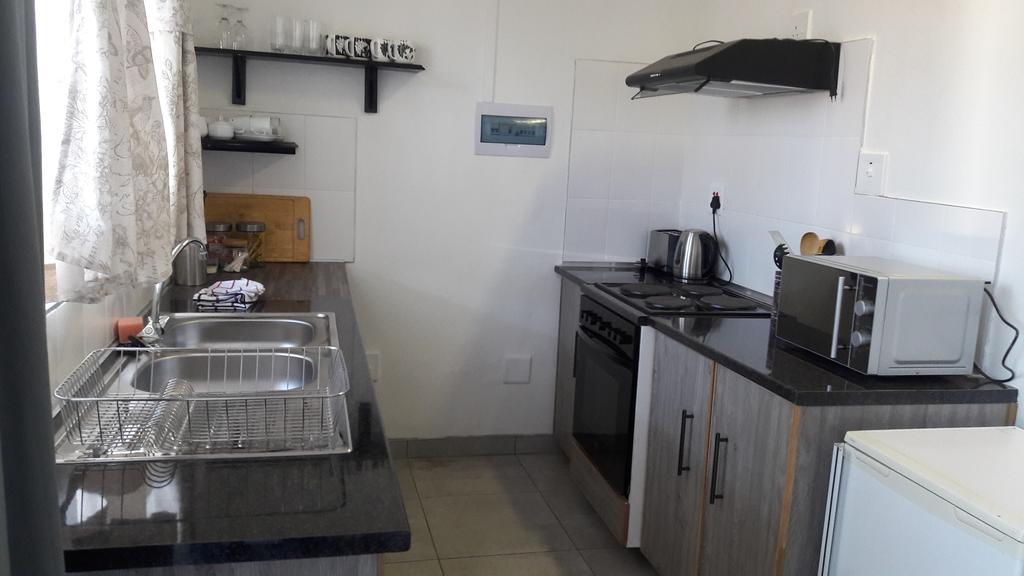Self-Catering Studio, Unit 6 On Krupp Windhoek Exterior foto